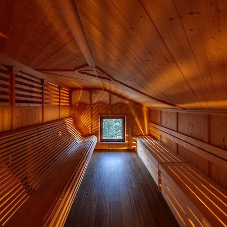 Montana Lodge & Spa, By R Collection Hotels Ла-Тюїль Екстер'єр фото