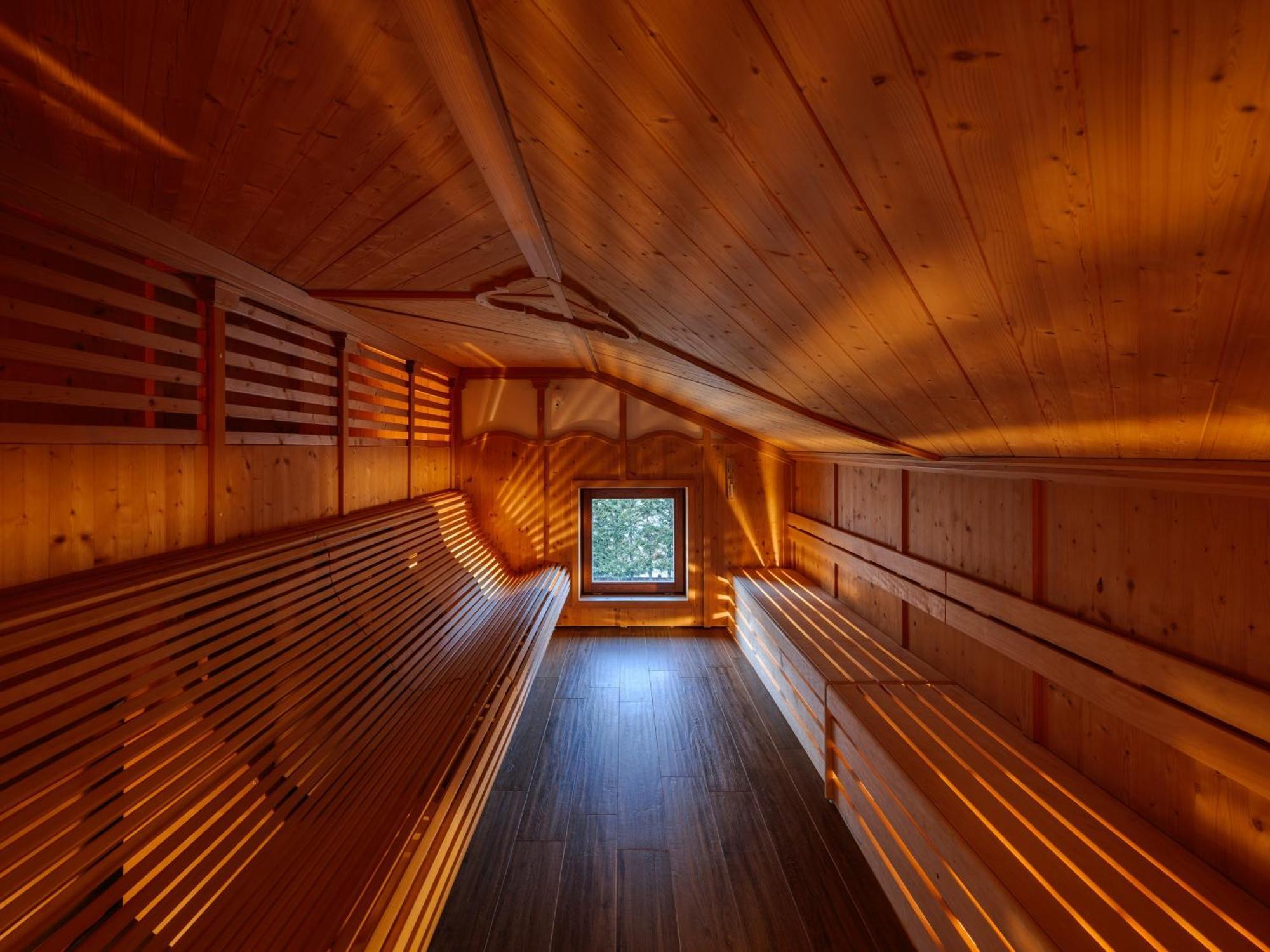 Montana Lodge & Spa, By R Collection Hotels Ла-Тюїль Екстер'єр фото